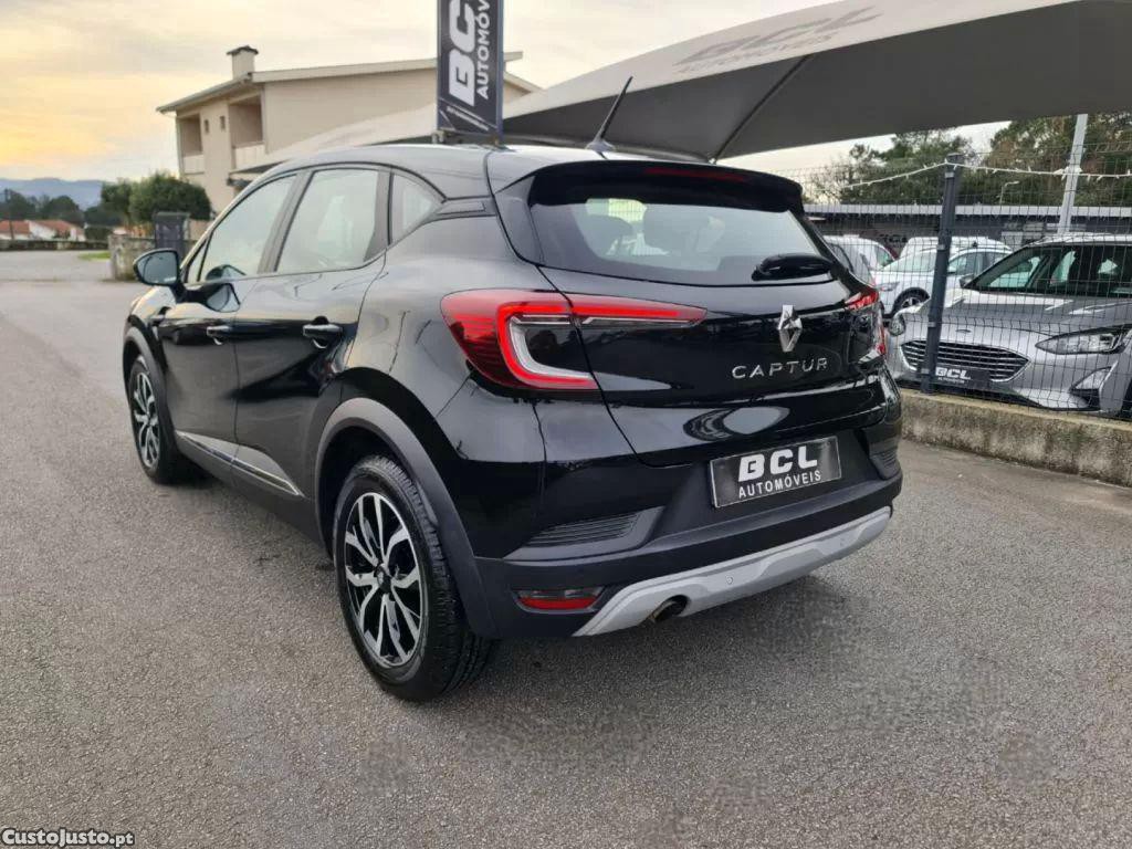 Renault Captur 1.5 dci exclusive — photo 4