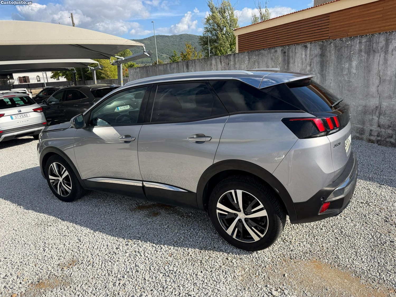 Peugeot 3008 1.6 BlueHDi Allure EAT6 - 17 — photo 4