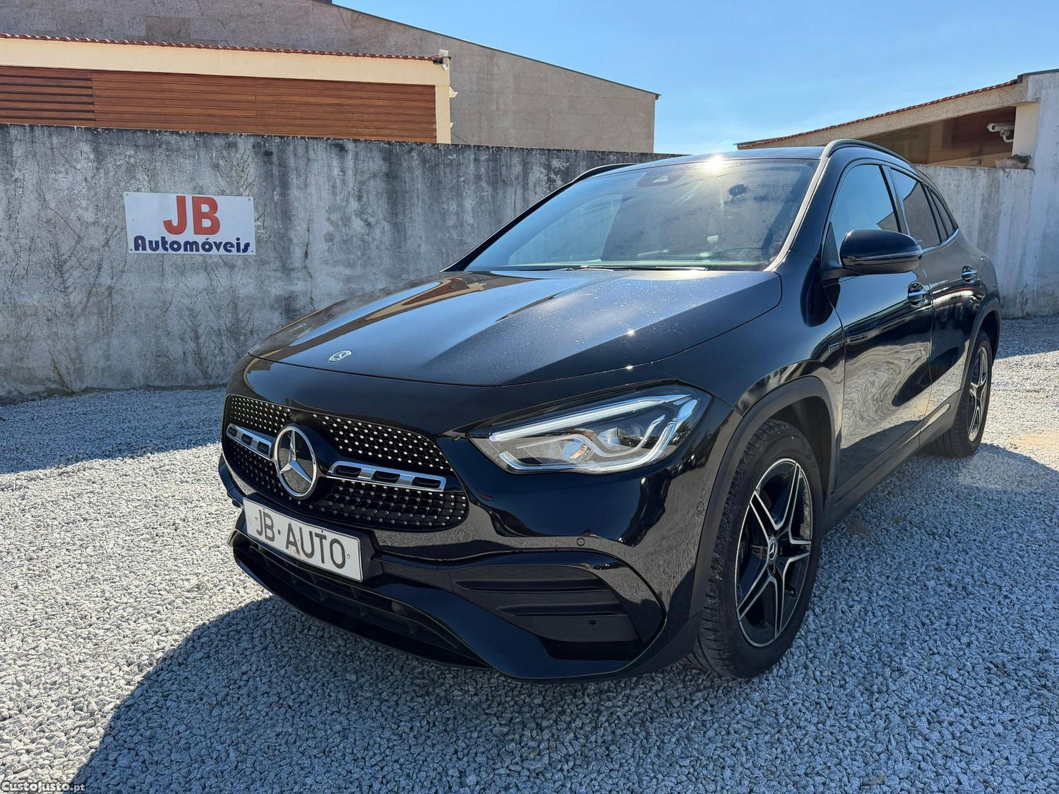Mercedes-Benz GLA 250 e AMG Line - 21 — photo 2