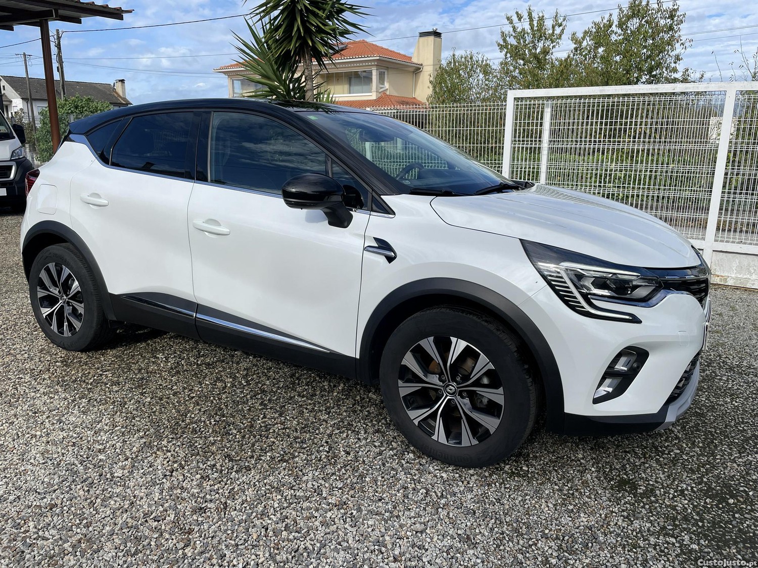 Renault Captur 1.0 TceBi-Fuel — fotografia 13