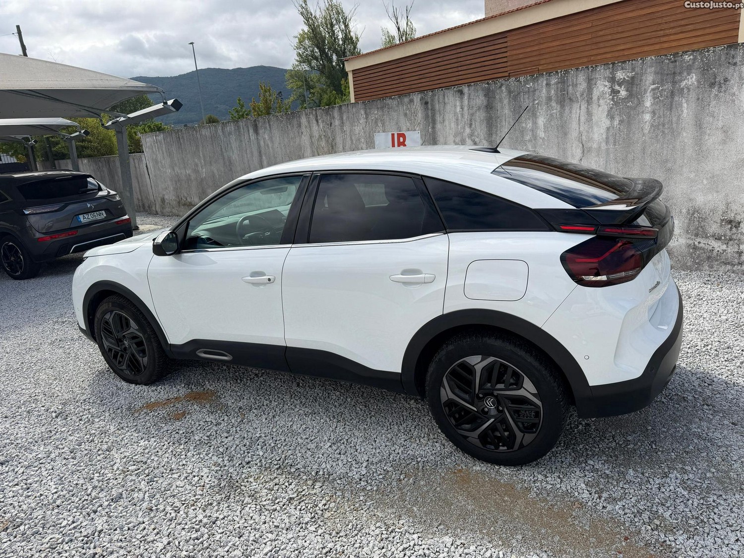 Citroën C4 1.2 PureTech Feel Pack EAT8 — photo 4