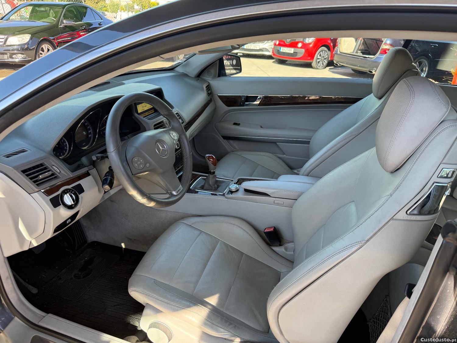 Mercedes-Benz E 250 CDi — fotografia 3