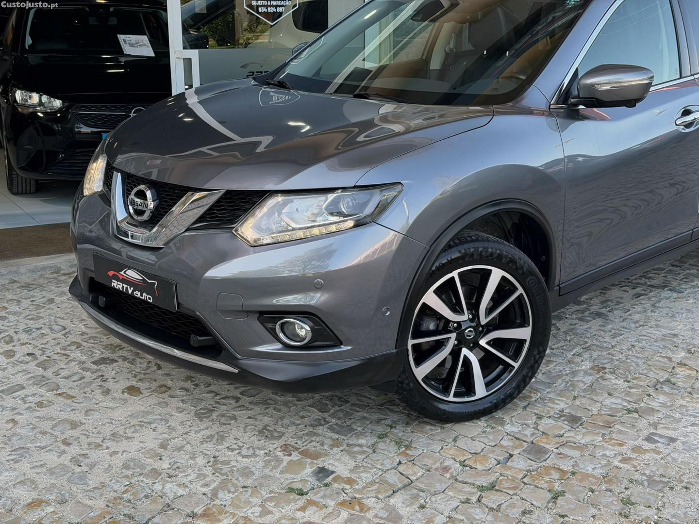 Nissan X-Trail 1.6 DCi Tekna — fotografia 14