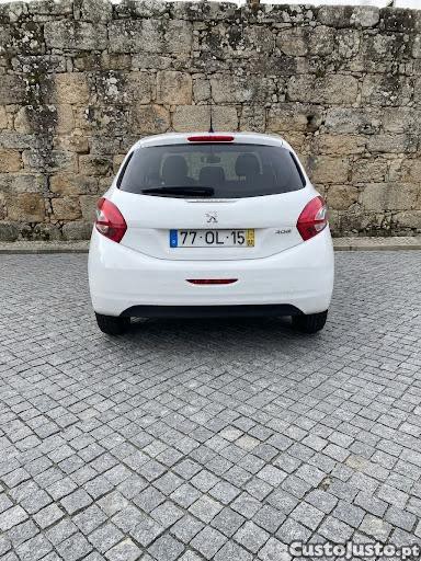 Peugeot 208 1.1 208 - 14 — photo 5