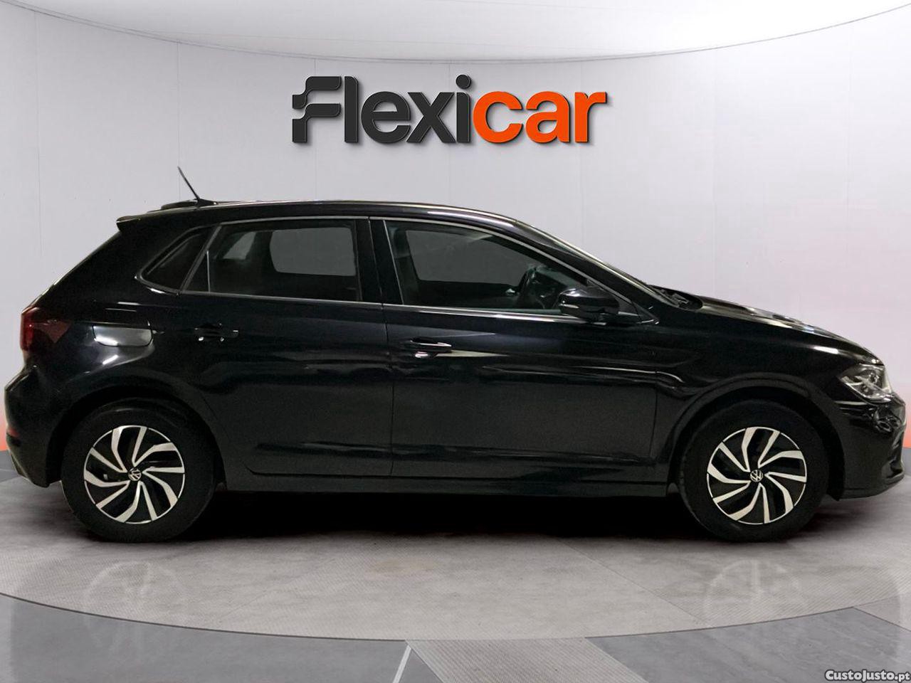 Volkswagen Polo 1.0 TSI Life — fotografia 18
