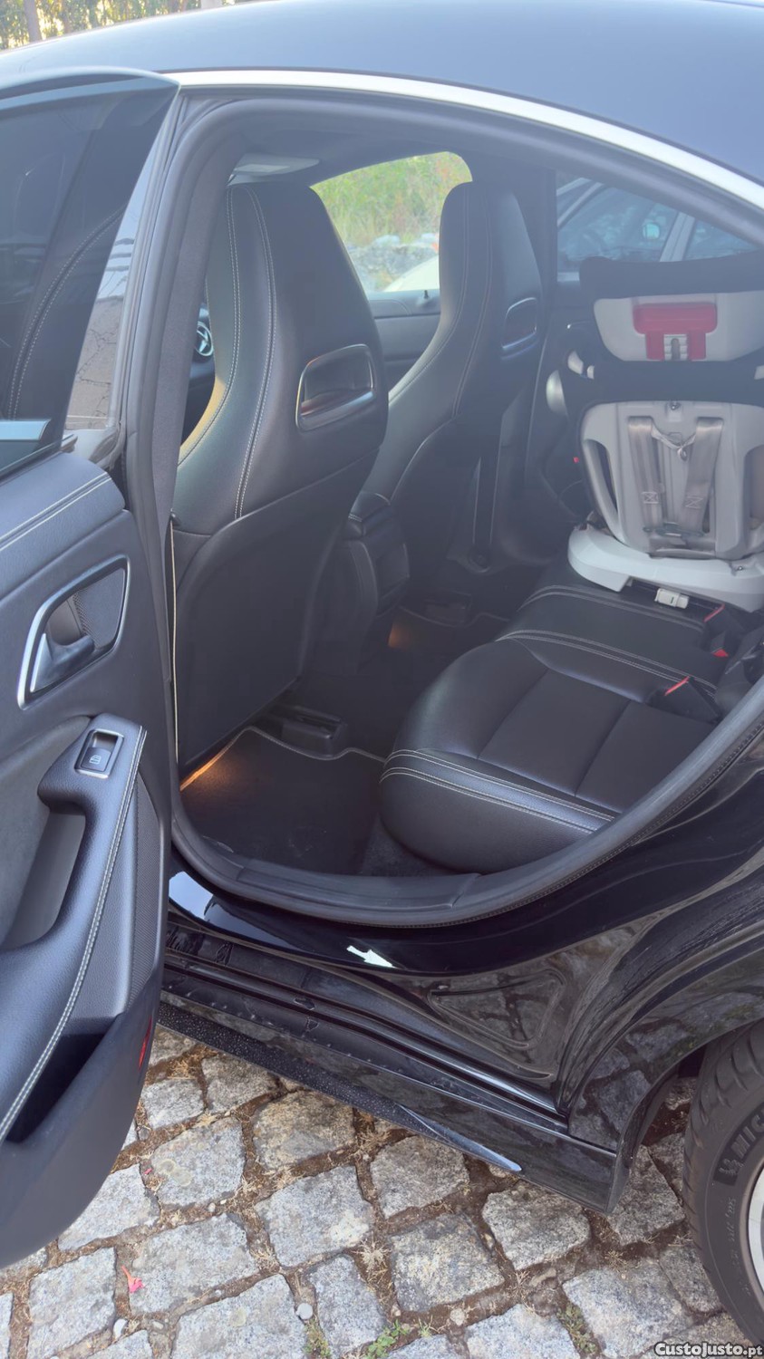 Mercedes-Benz CLA 200 AMG Line - 19 — photo 5