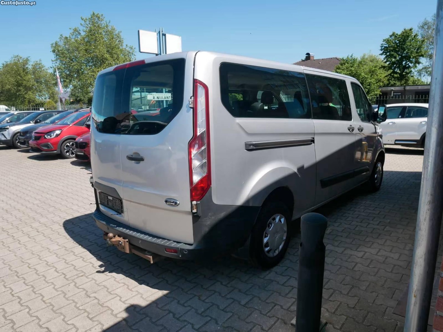 Ford Transit Custom L2 2.0 Station Wagon - 16 foto 2