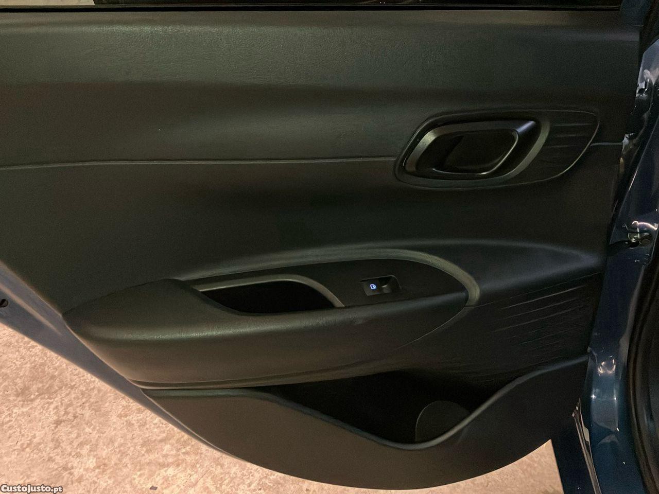 Hyundai i20 1.0 TGDI 100cv — fotografia 4