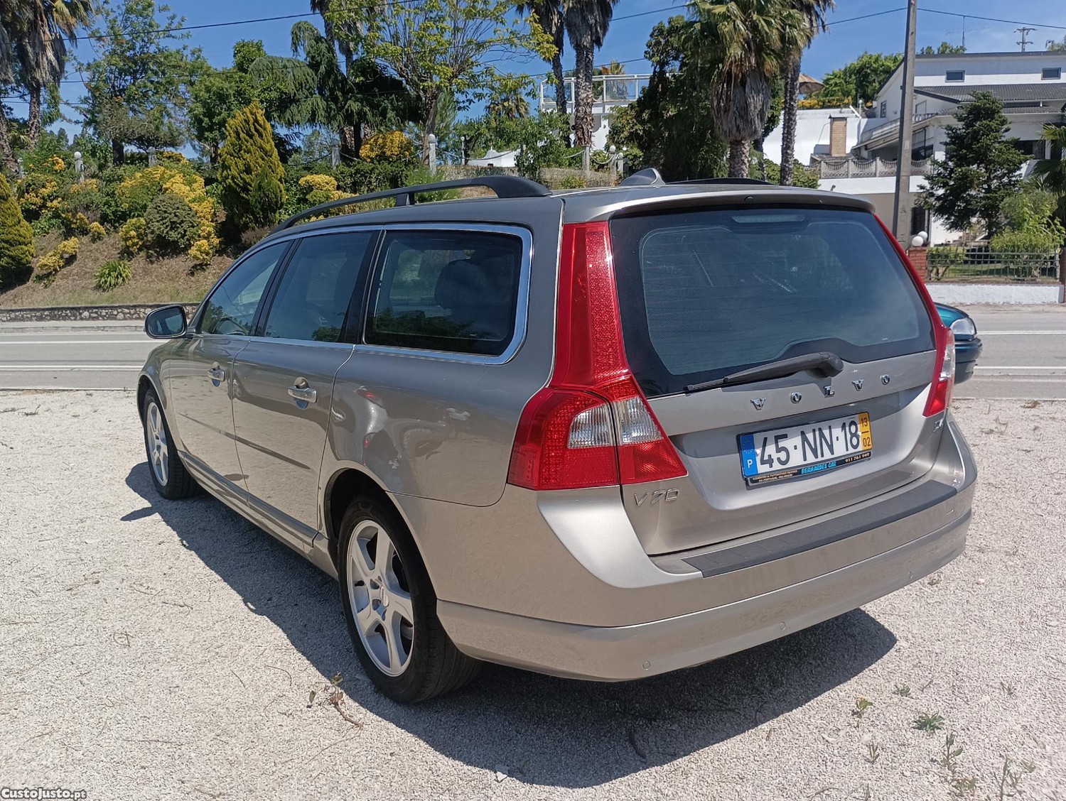 Volvo V70 D4 SUMMUM 2.0 — fotografia 13