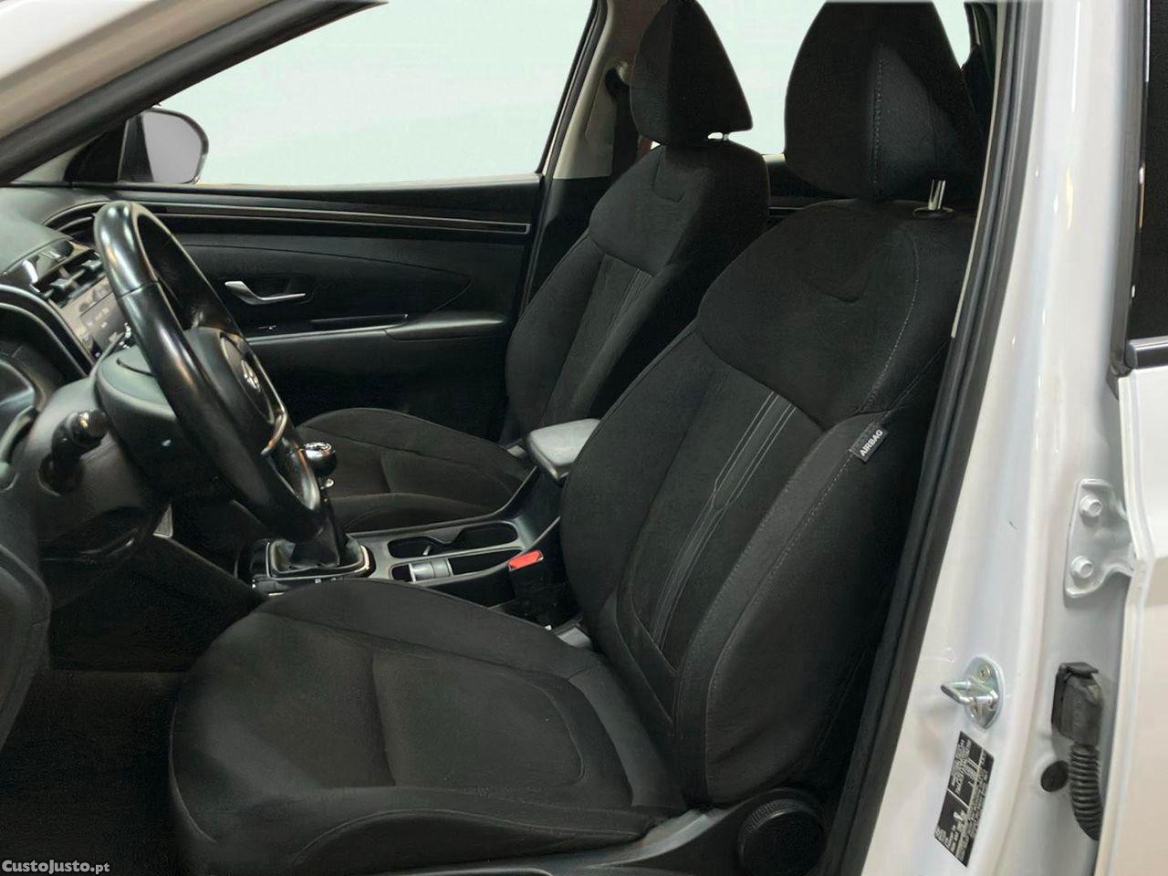 Hyundai Tucson 1.6 T-GDI PREMIUM — fotografia 9