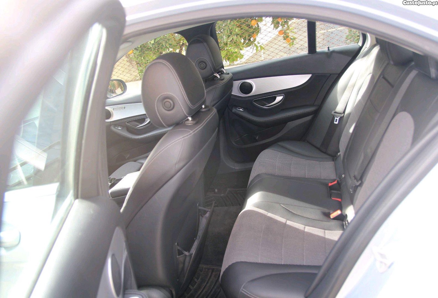 Mercedes-Benz C 180 AVANTGARD — fotografia 3