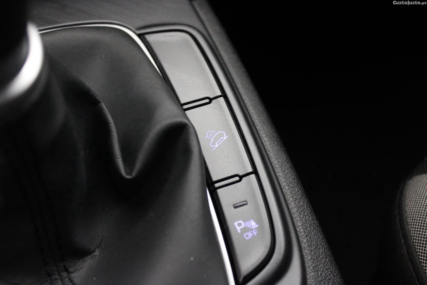 Hyundai Kauai 1.6 CRDi — fotografia 11