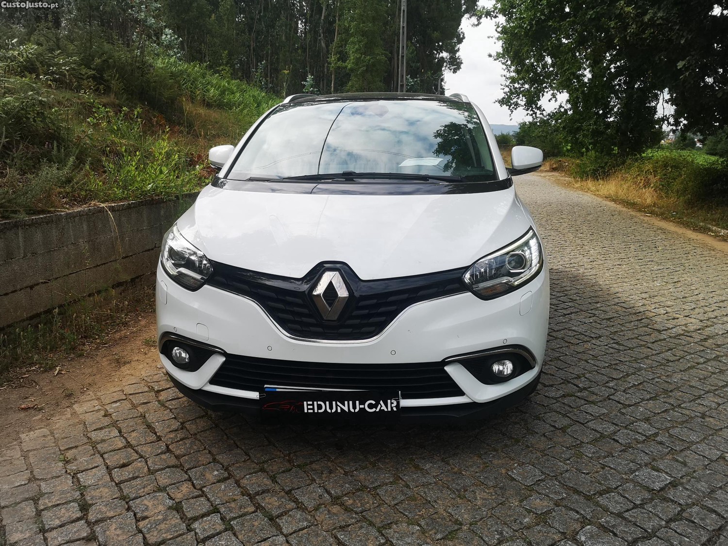 Renault Grand Scénic 1.6 DCI 130cv Intens - 7 lugares - Teto Panorâmico - C/ Garantia - — fotografia 28