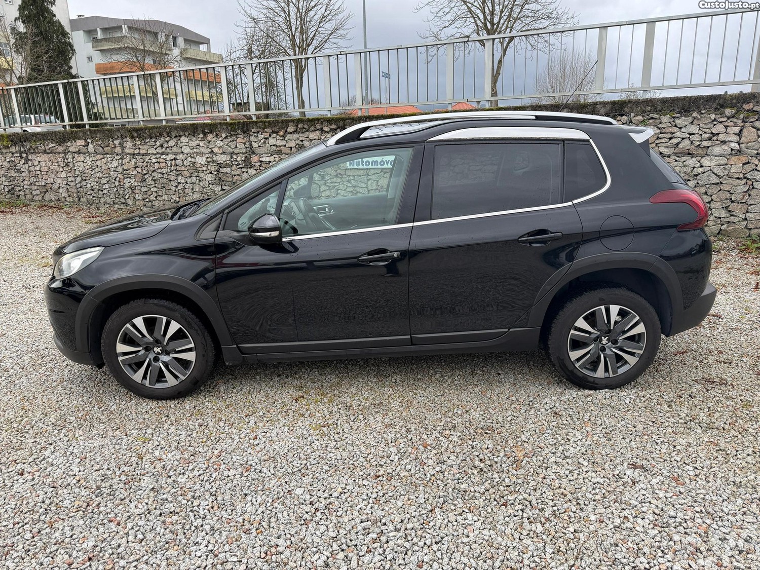 Peugeot 2008 1.6 BlueHDi Allure — photo 5