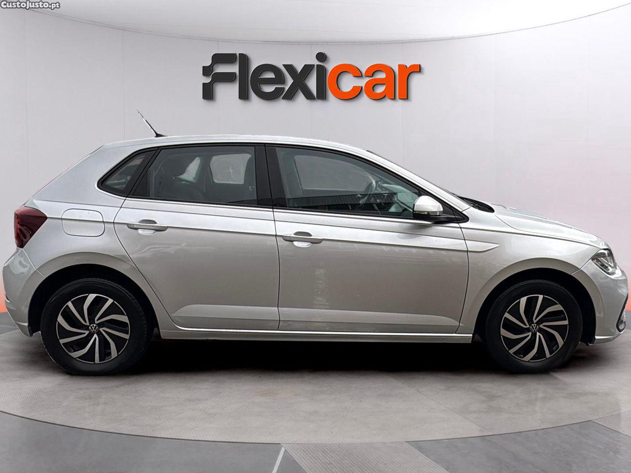 Volkswagen Polo 1.0 TSi Life — fotografia 9