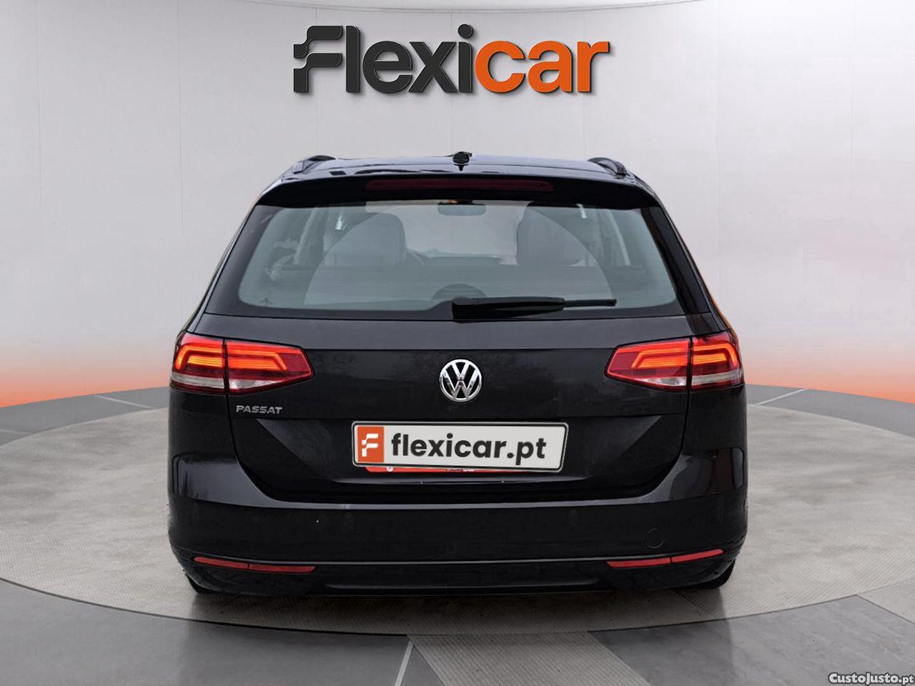 Volkswagen Passat 1.6 TDI Confortline DSG — fotografia 5