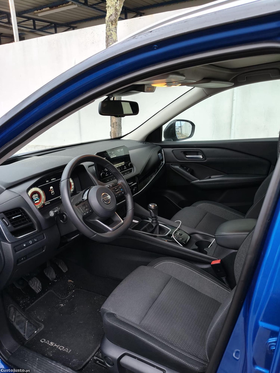 Nissan Qashqai Qashqai 1.3 DIG-T N-Connecta - 21 foto 4