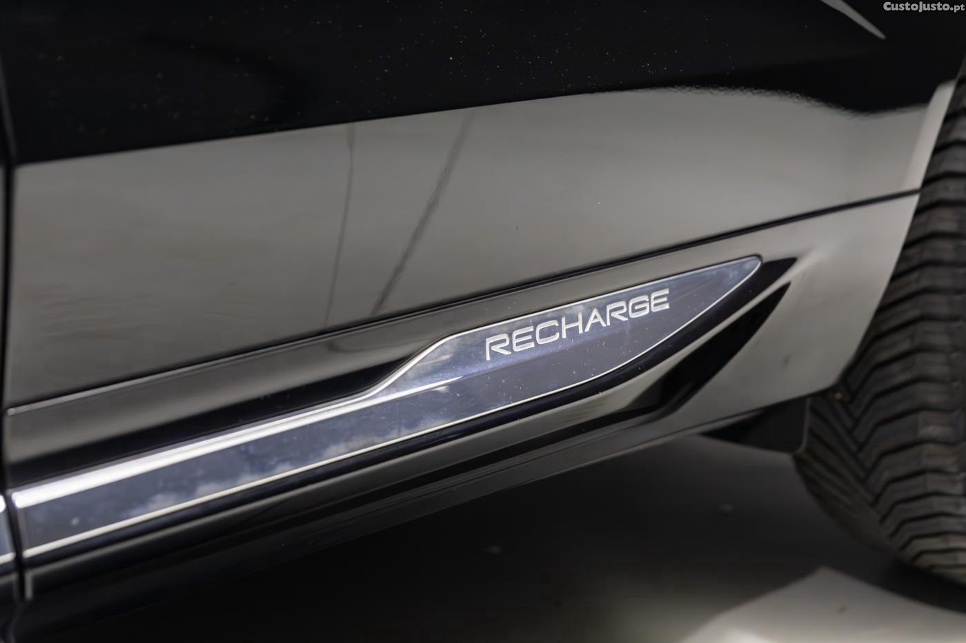 Volvo XC 60 2.0 T6 PHEV Core AWD — fotografia 9