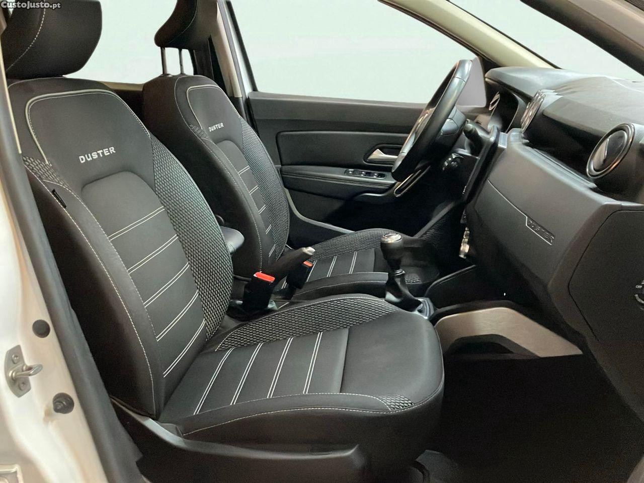 Dacia Duster 1.0 TCe ECO-G Prestige Bi-Fuel — fotografia 8