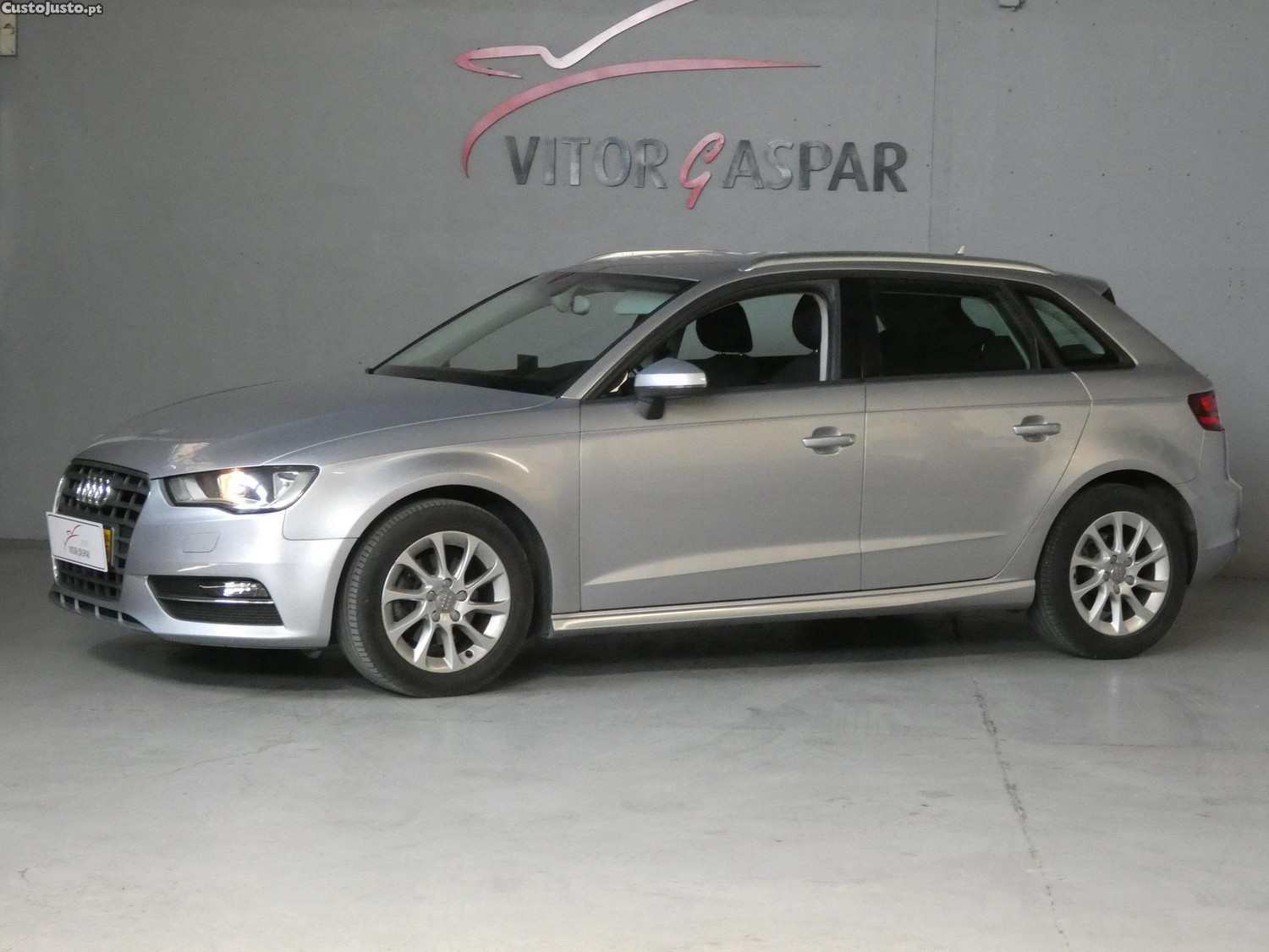 Audi A3 Sportback 1.6 TDI Advance Ultra - 14 foto 3