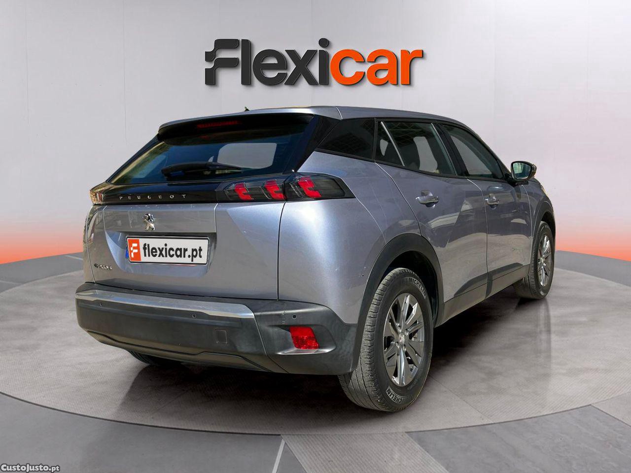 Peugeot 2008 50 kWh Active Pack — fotografia 12