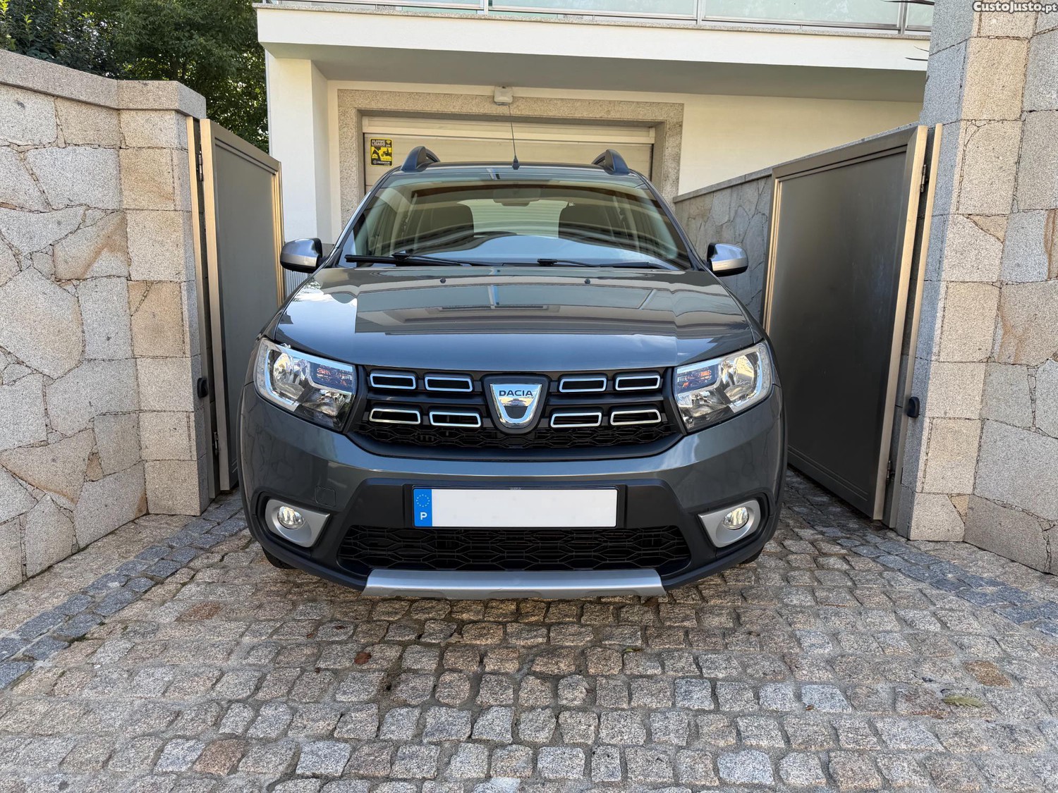 Dacia Sandero Stepway 0.9Tce Celebration — photo 5