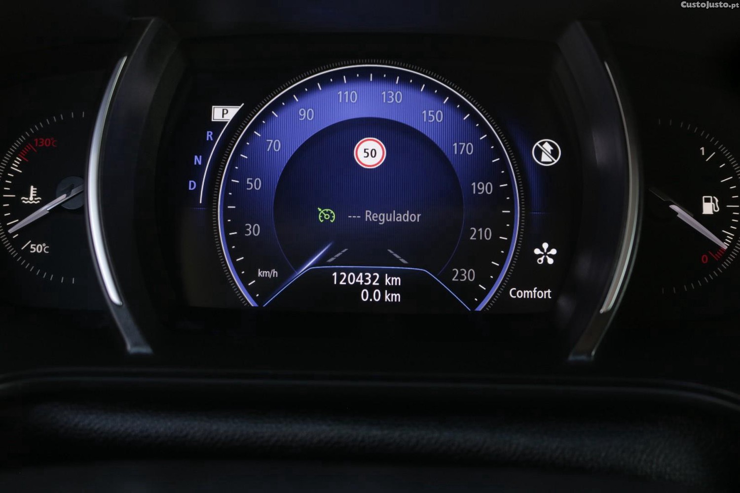 Renault Mégane Sport Tourer 1.5 Blue DCI GT Line EDC 115cv — fotografia 15