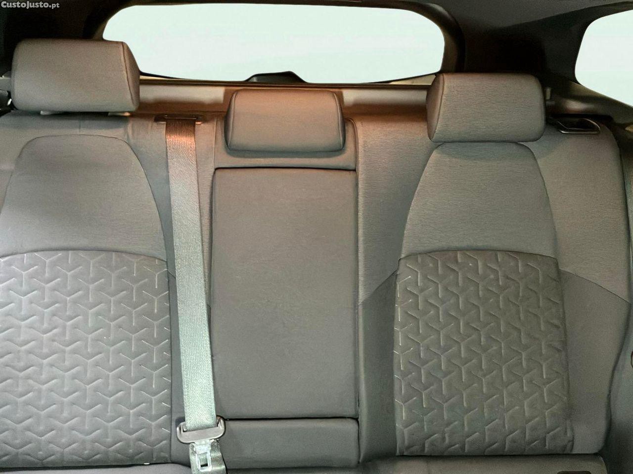Toyota Corolla Touring Sports 1.8 Hybrid Comfort — fotografia 6
