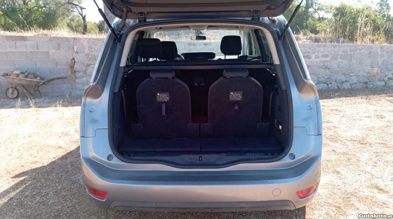 Citroën C4 Picasso — photo 5