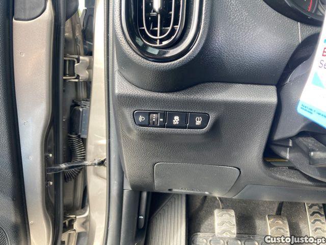Kia Picanto 1.2 ISG GT Line — fotografia 12