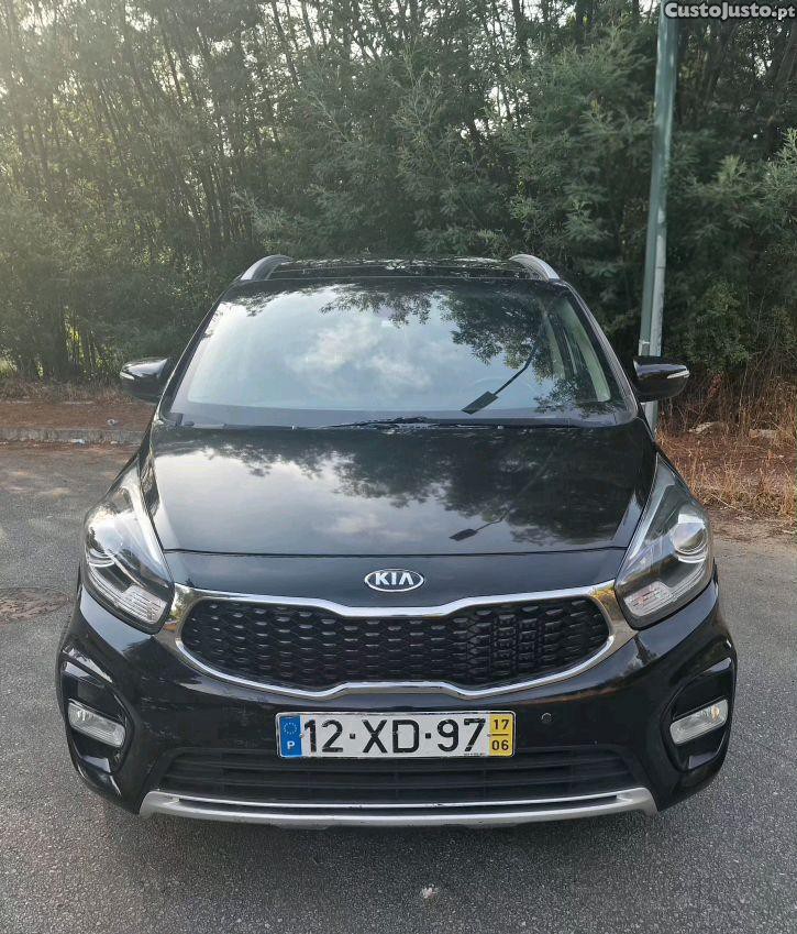 Kia Carens 1.7 CRDI 7 LUGARES — fotografia 8