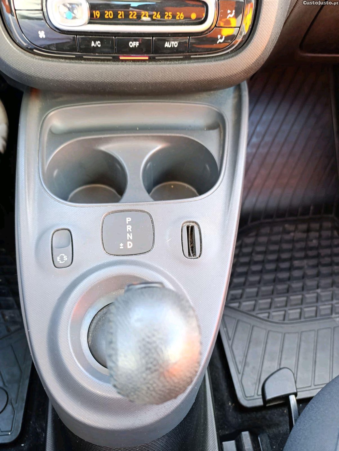 Smart Fortwo prime — fotografia 3