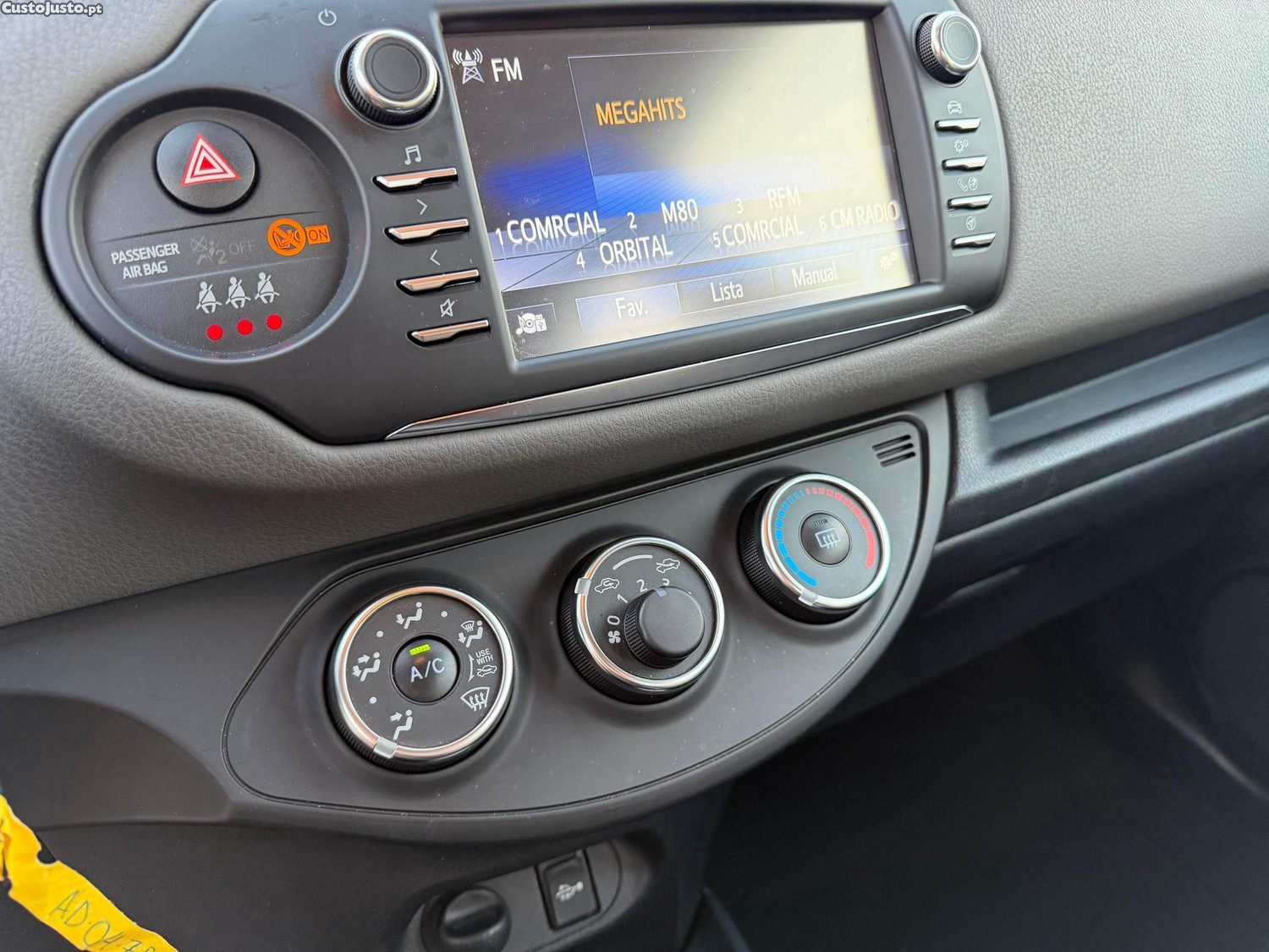Toyota Yaris 1.0 VVT-i Comfort — fotografia 13
