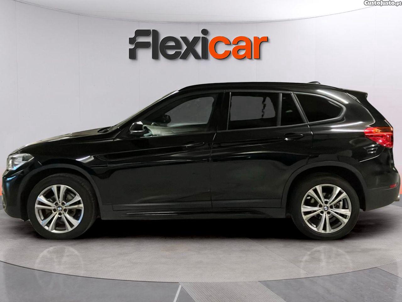 BMW X1 16 d sDrive Line Sport - 17 foto 5