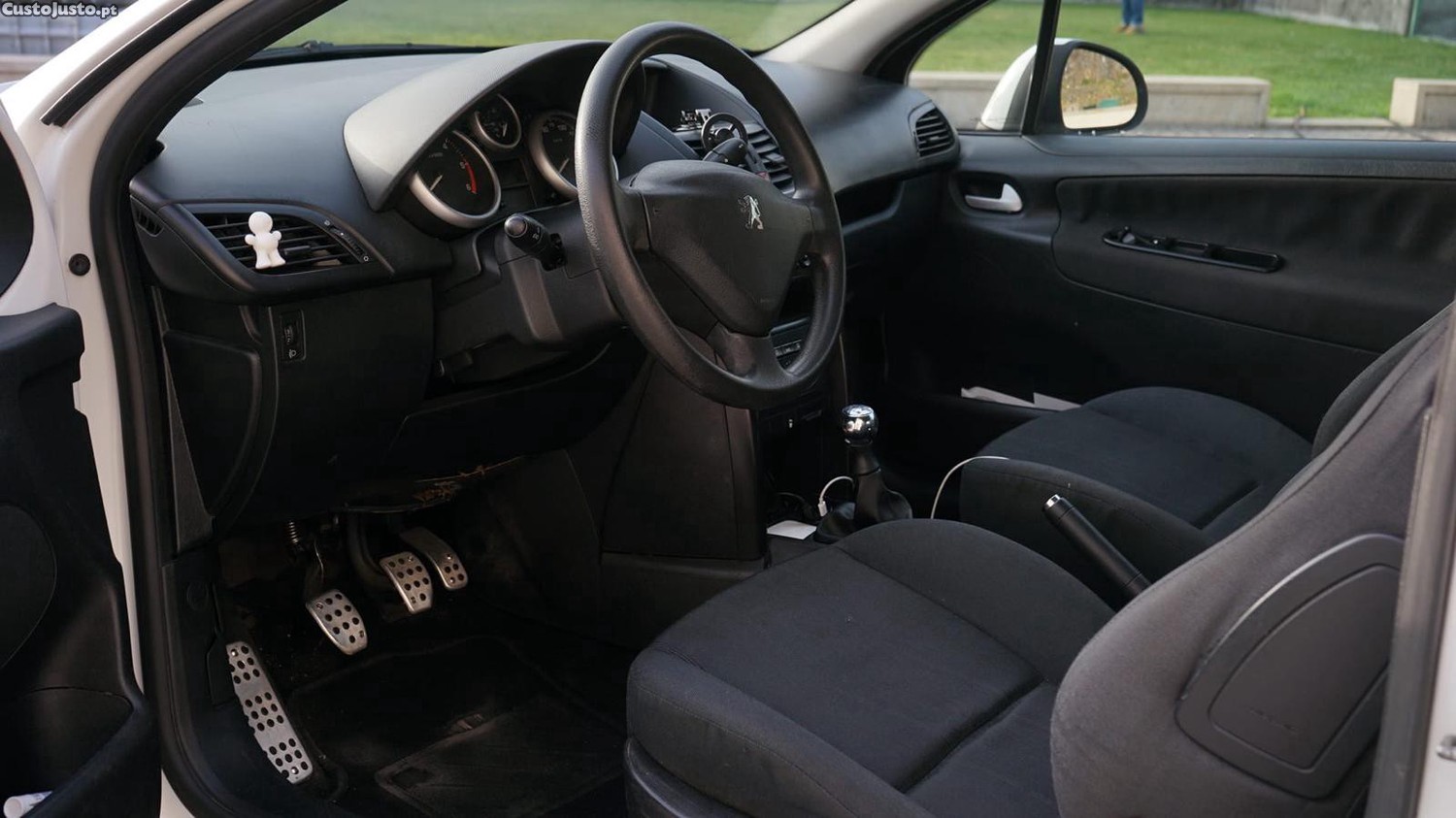Peugeot 207 Coupe — fotografia 8