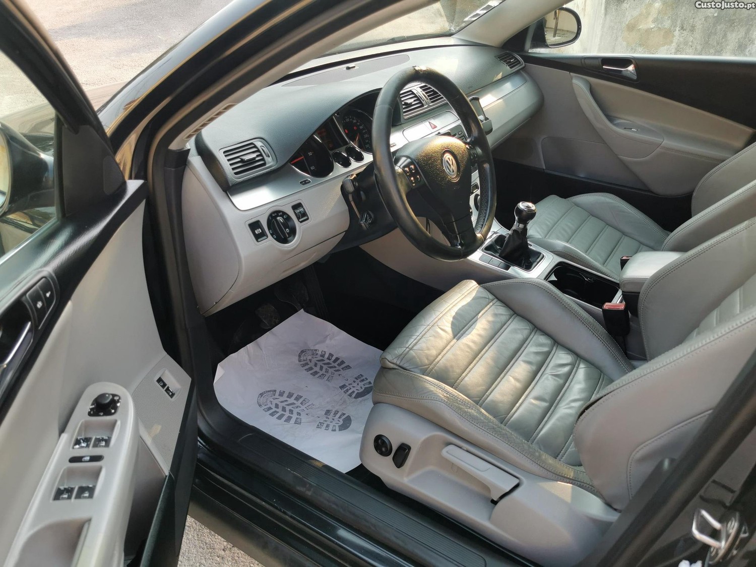 Volkswagen Passat 2.0TDI NACIONAL — fotografia 4