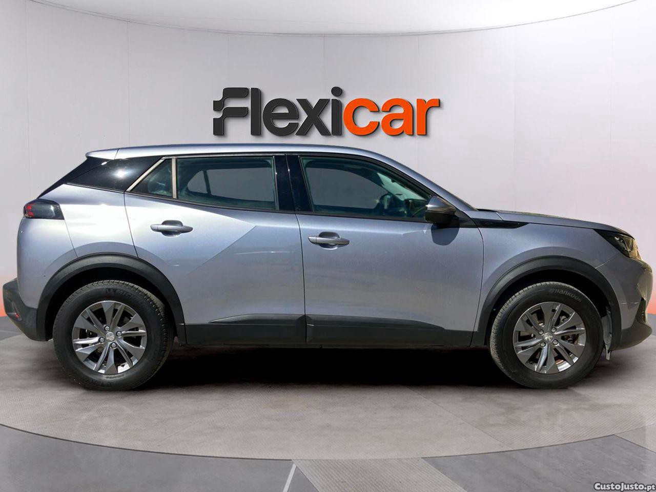 Peugeot 2008 50 kWh Active Pack — fotografia 11
