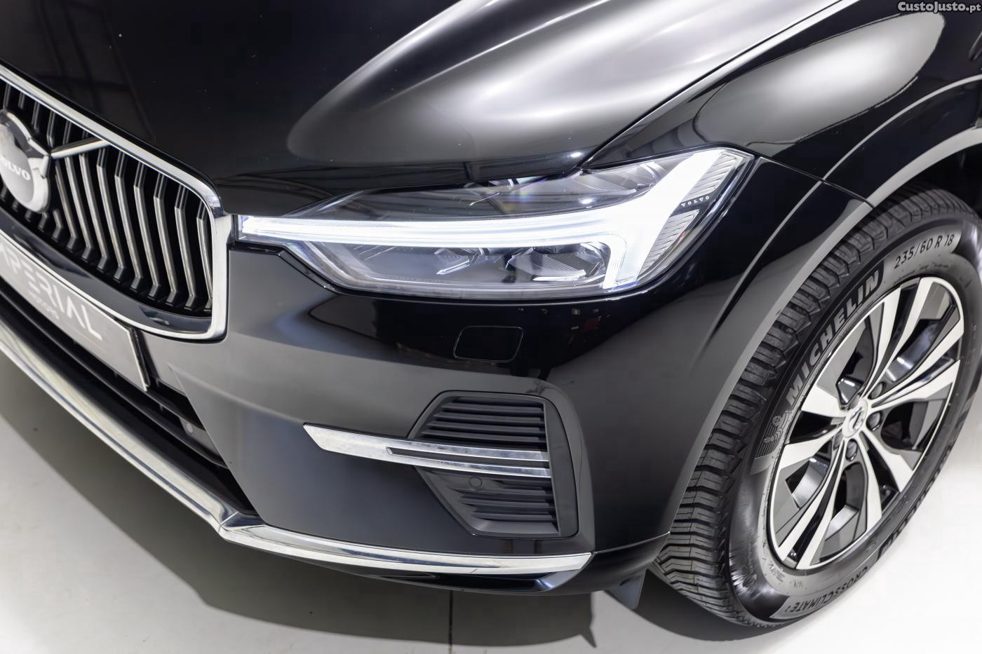 Volvo XC 60 2.0 T6 PHEV Core AWD — fotografia 11