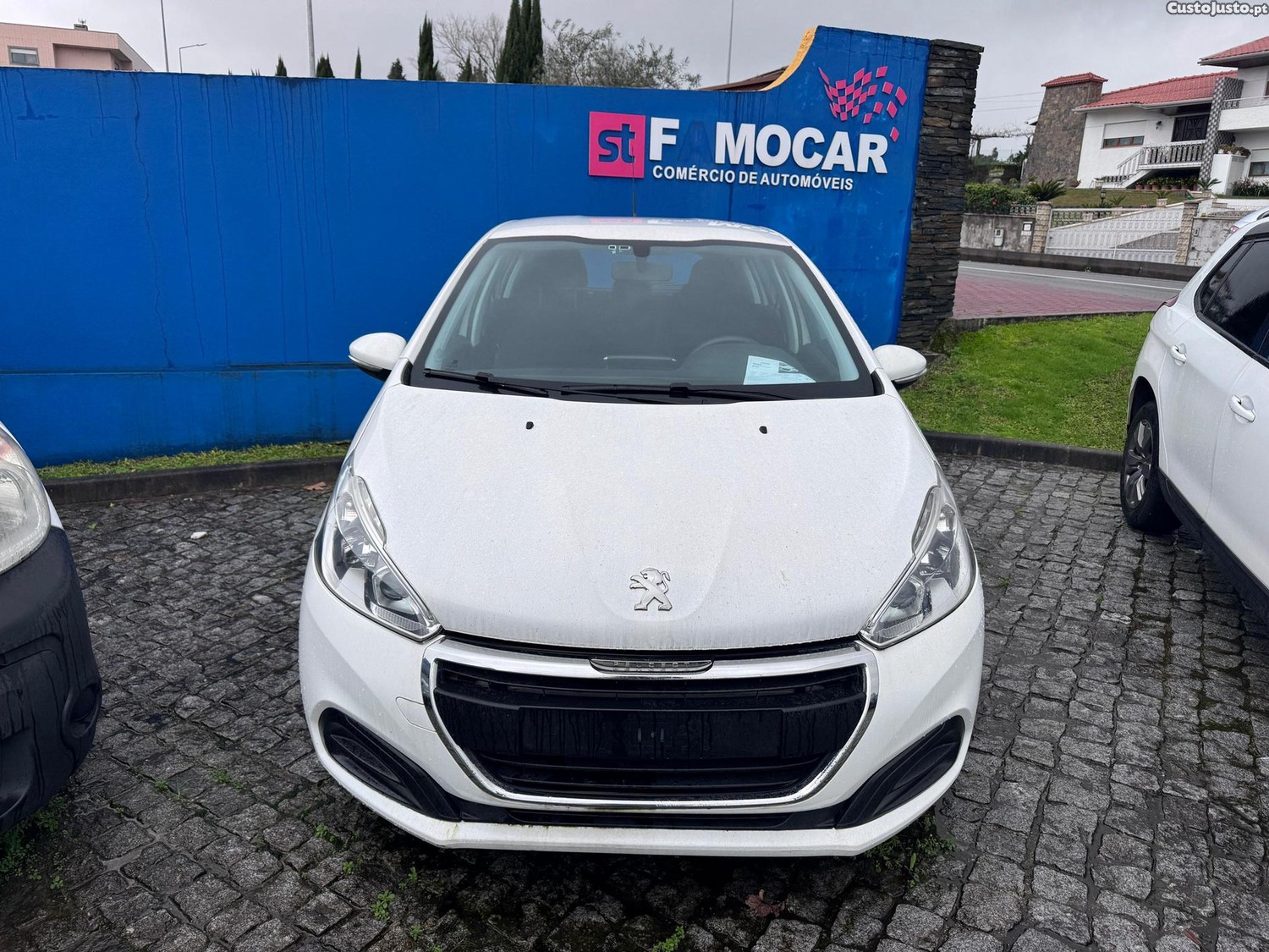 Peugeot 208 82 VTI Active — fotografia 7