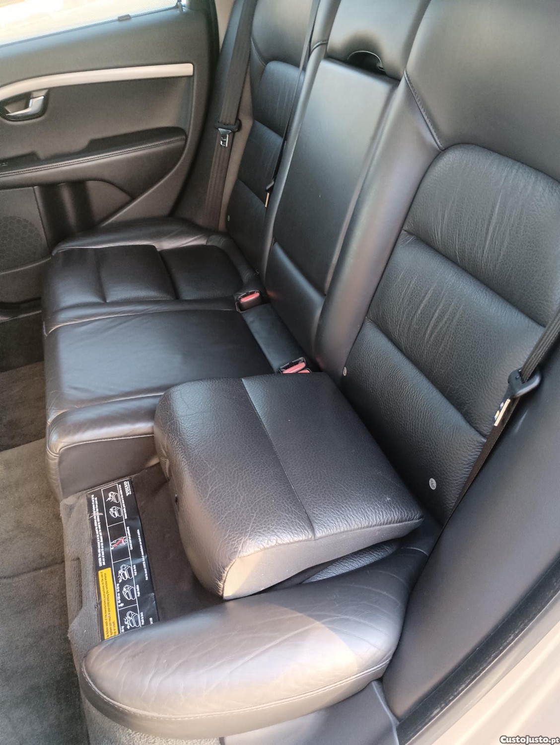 Volvo V70 D4 SUMMUM 2.0 — fotografia 5