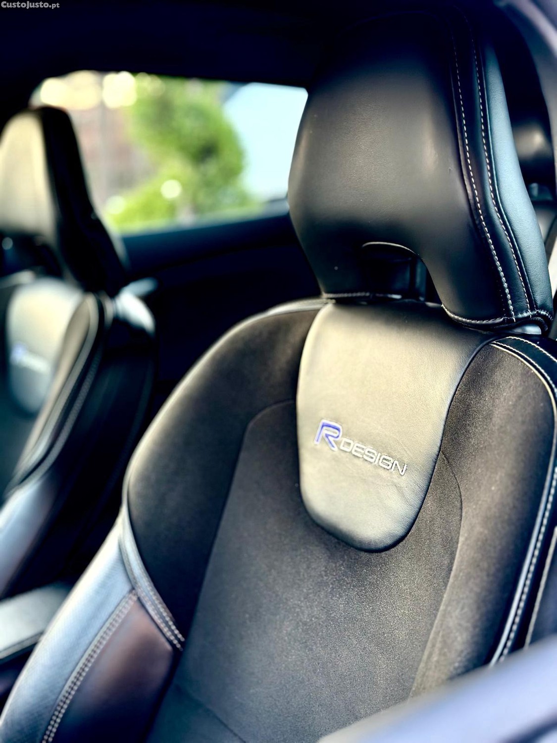 Volvo V40 1.6 D2 R-DESIGN — photo 5