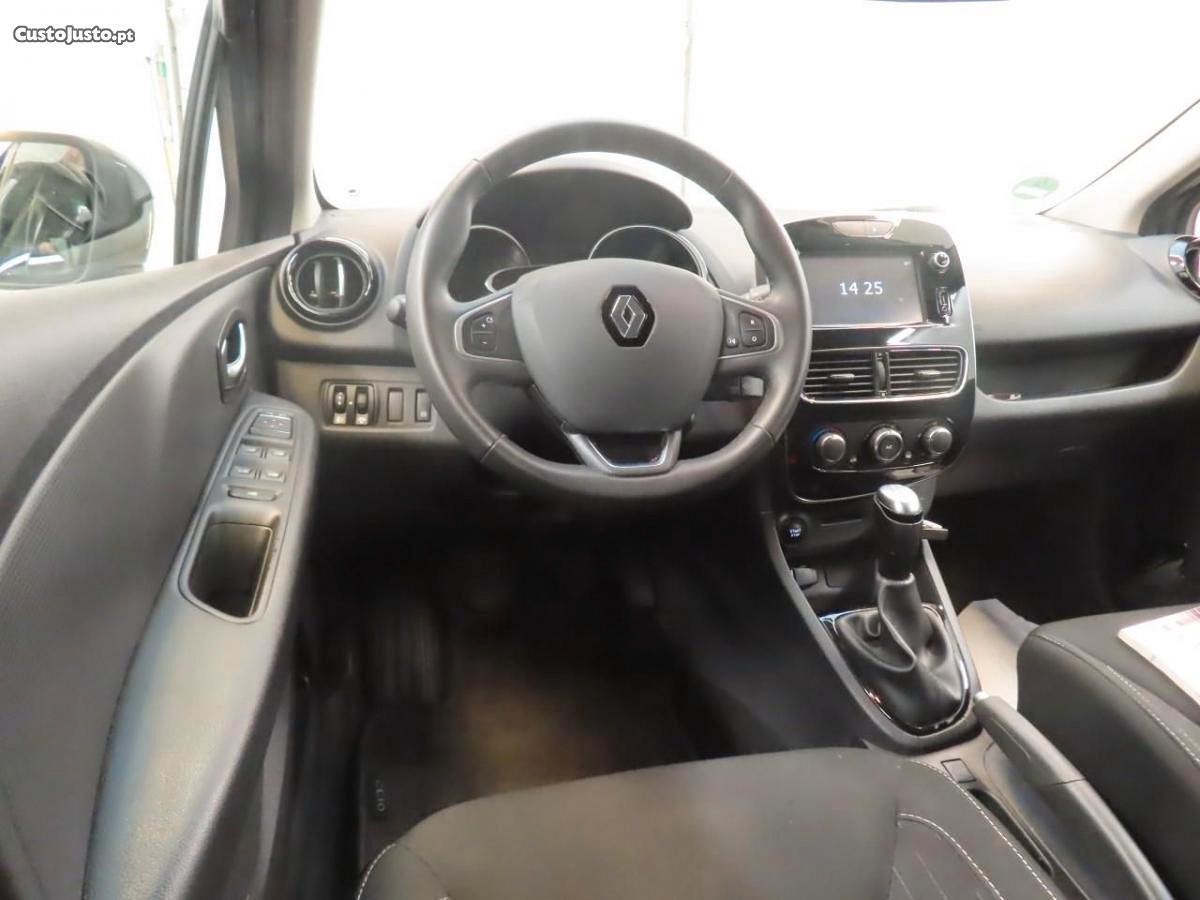 Renault Clio 1.5 DCI — fotografia 5
