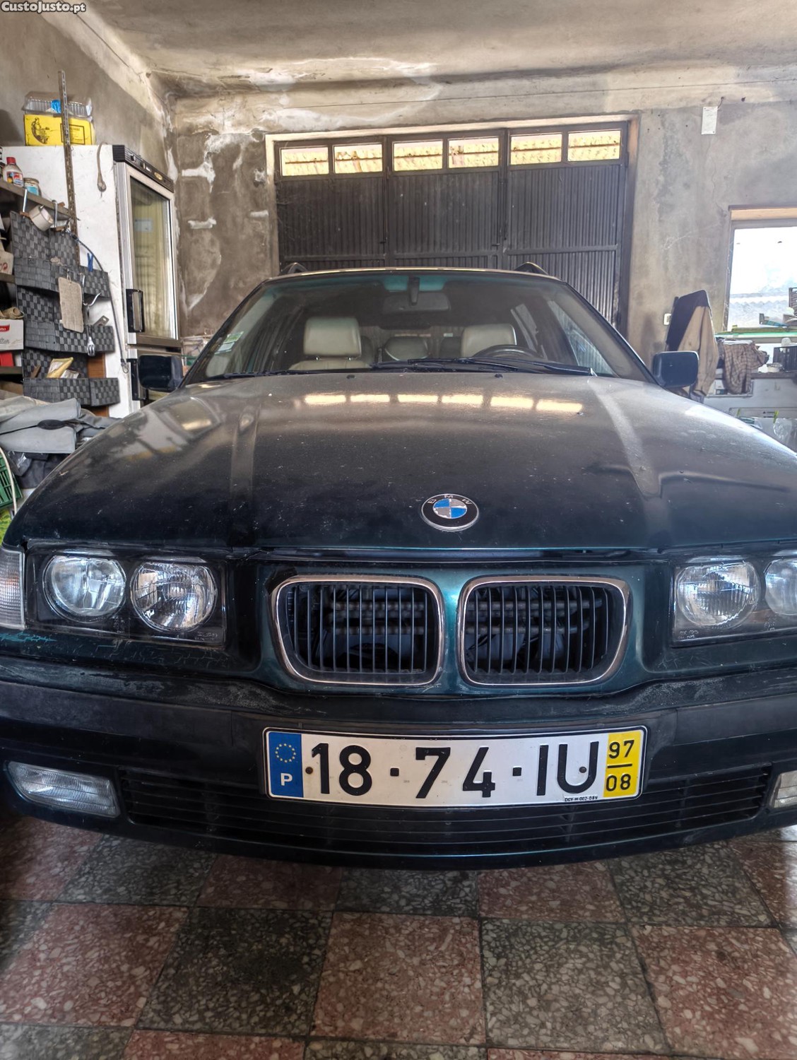 BMW 318 Touring — fotografia 4