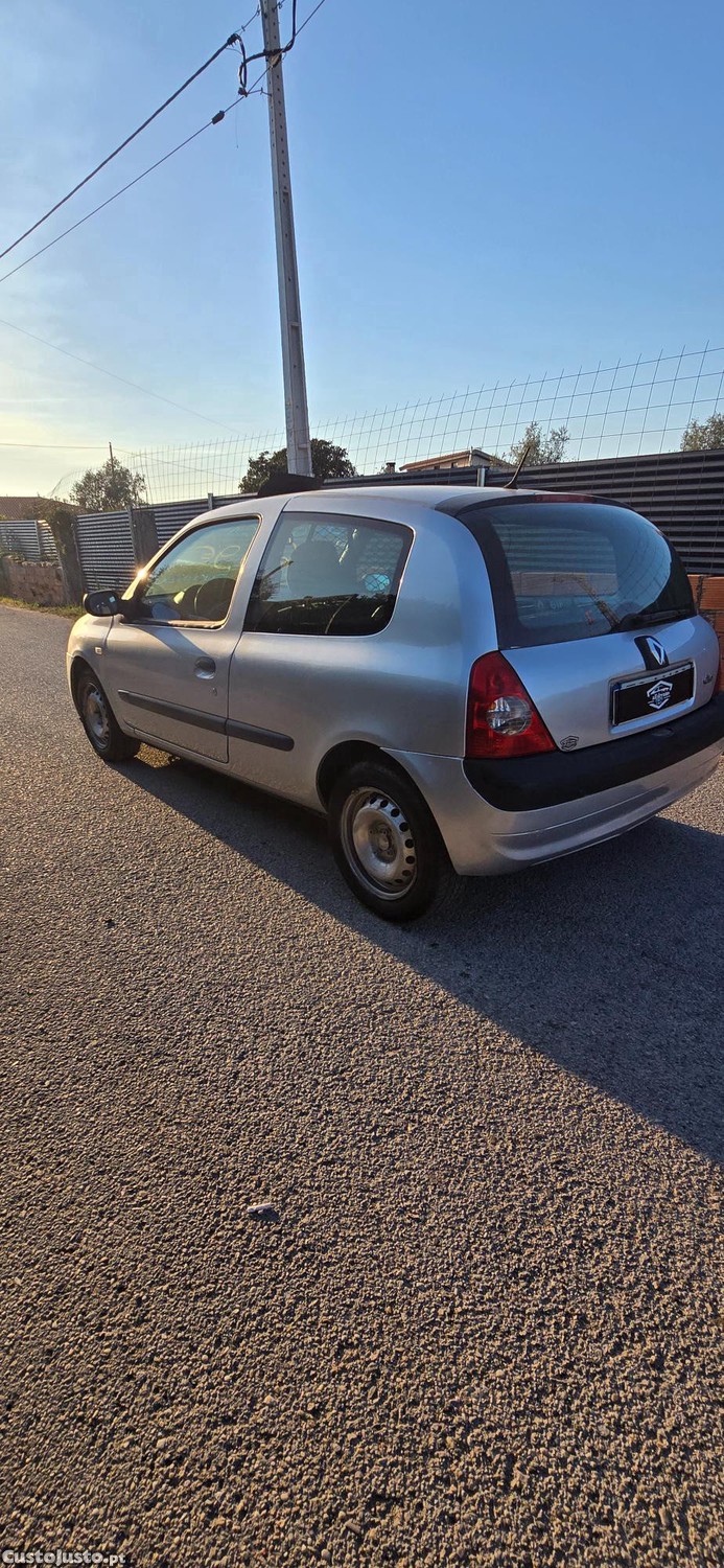 Renault Clio Storia — fotografia 5