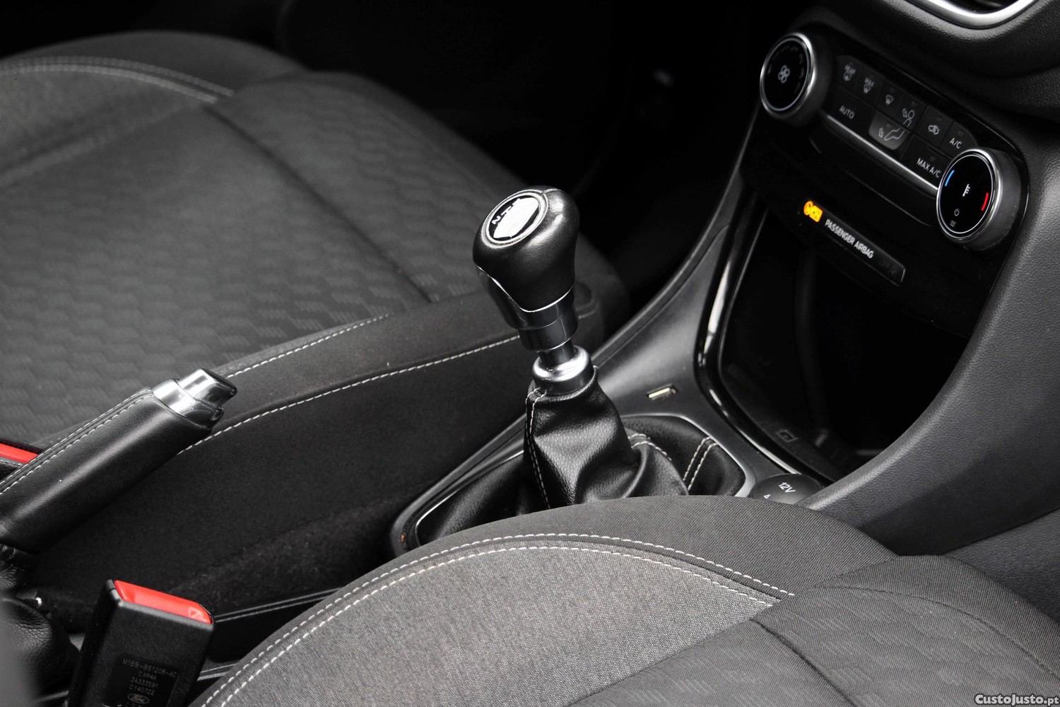 Ford Puma 1.0 EcoBoost MHEV Titanium — fotografia 12