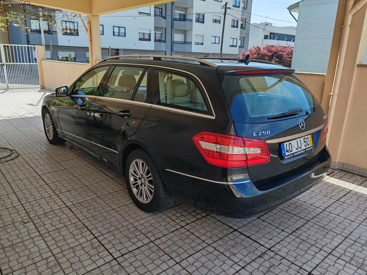 Mercedes-Benz E 250 Cdi Biturbo 7 Lugares Livrete - 10 foto 4