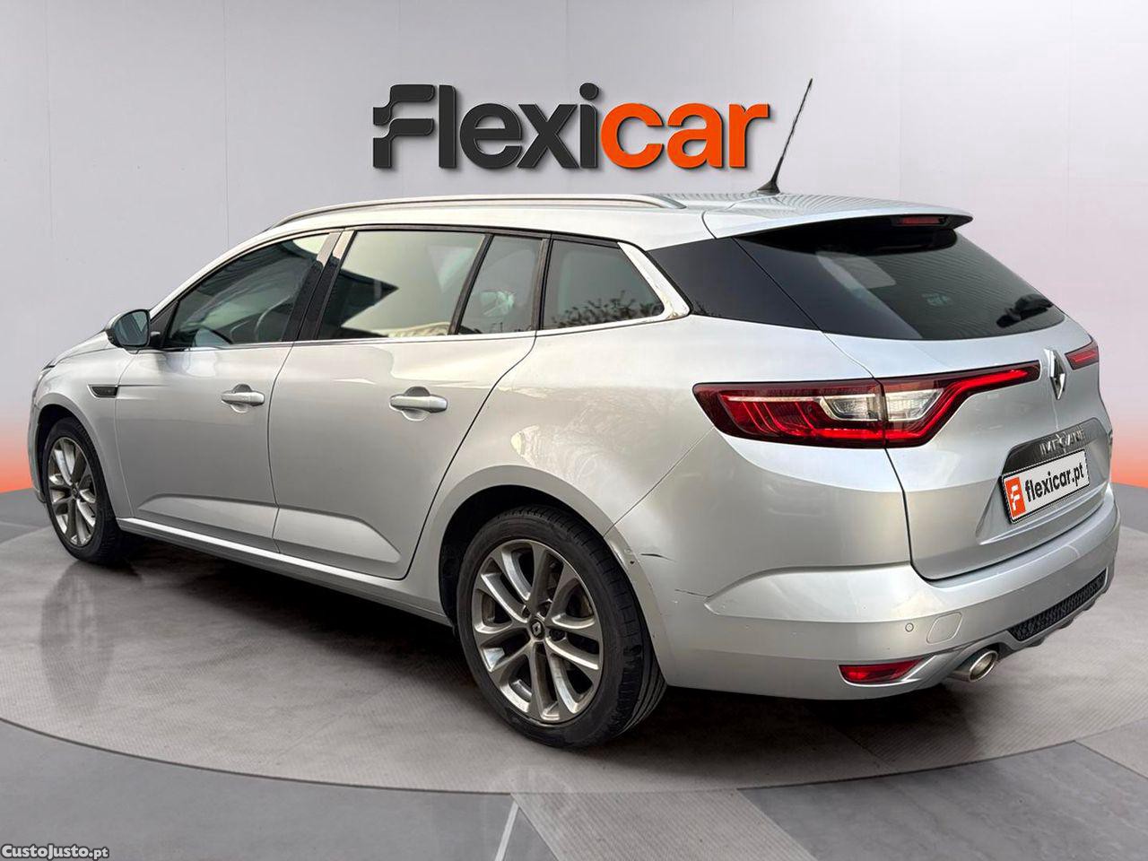 Renault Mégane Sport Tourer 1.3 TCe GT Line - 19 — photo 3