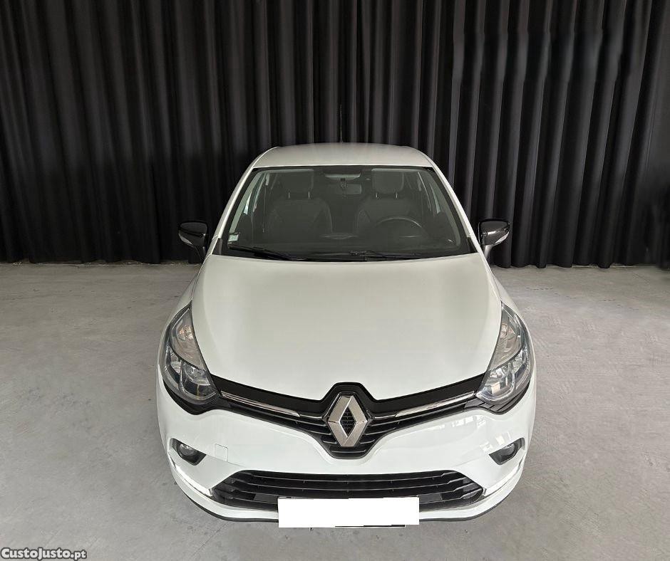 Renault Clio 0.9 TCE Limited — fotografia 19