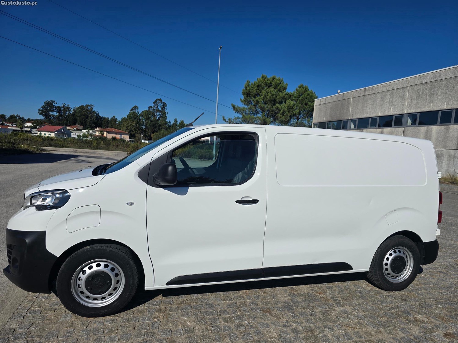 Peugeot e-Expert 50kWh - 25 foto 3