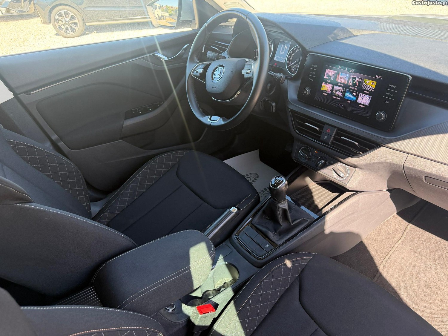Skoda Kamiq 1.0 TSI — fotografia 4